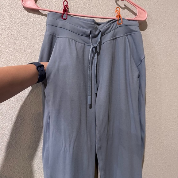 Lululemon Ready to Rulu Blue Joggers - Picture 2 of 6